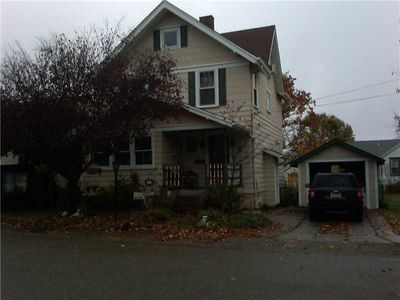 817 Jeanne Ave, Coraopolis, PA, 15108