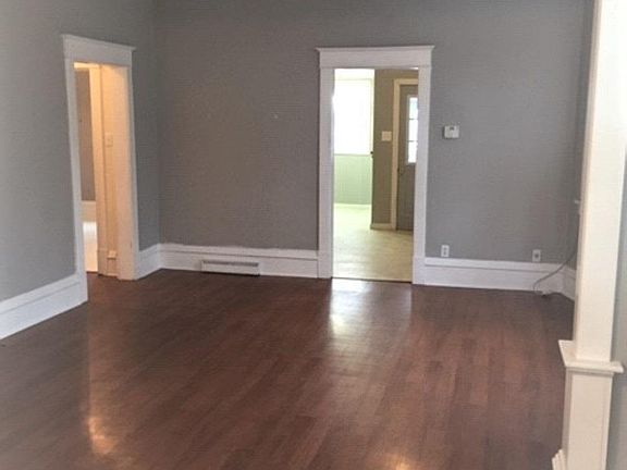 5th image of 620 N 6th St