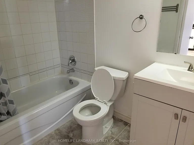 2460 Eglinton Ave E #901 — Photo 23