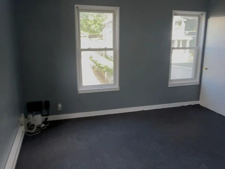 20 Lounsbury Ave — Photo 7