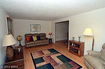 3rd image of 8112 Brucar Ct