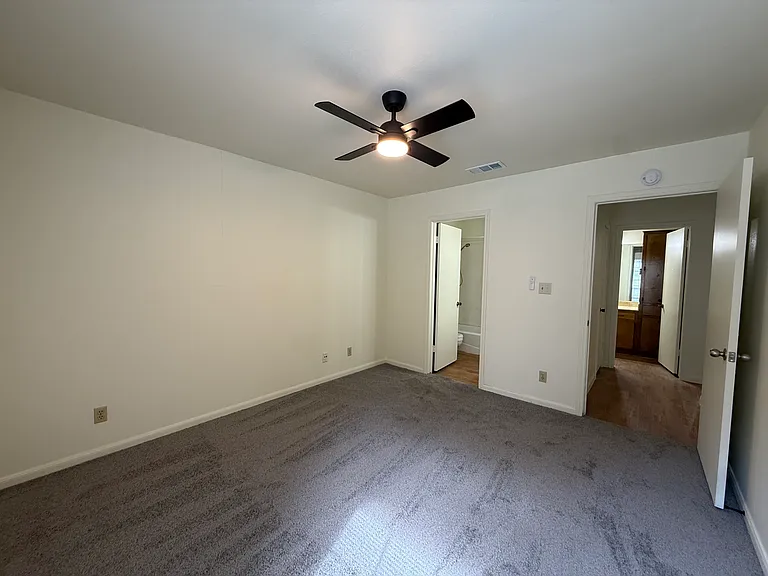2506 Howellwood Way #A — Photo 11