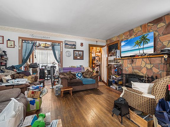 3rd image of 12607 7th Avenue