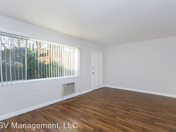 4th image of 311 E Olive Ave APT A