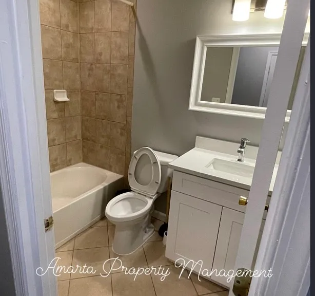 1413 Meridian Pl NW #1C — Photo 9