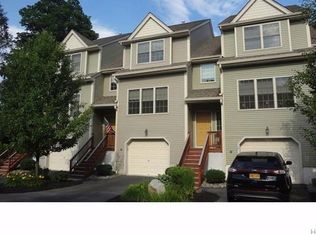 17 Winhaven Ct #8, Highland Falls, NY 10928