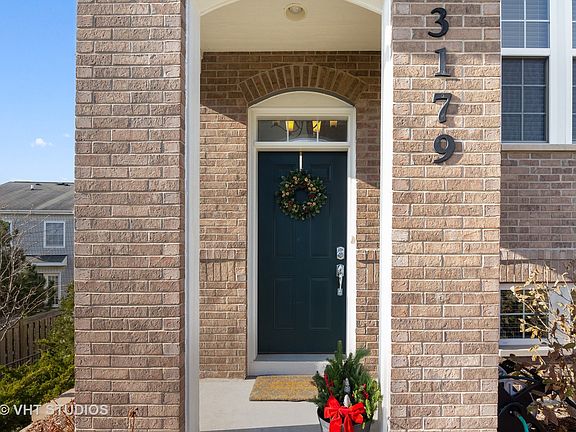 2nd image of 3179 Coral Ln