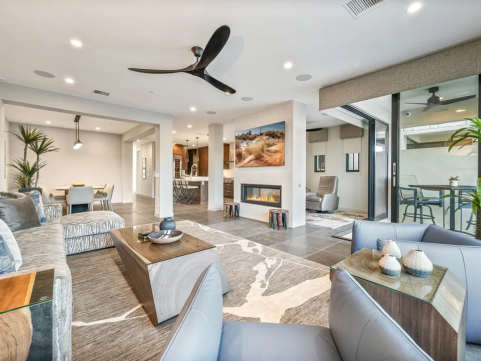 6500 E Camelback Rd #1007