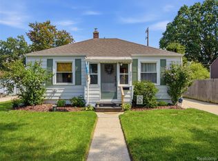 3012 Cooper Ave, Port Huron, MI 48060