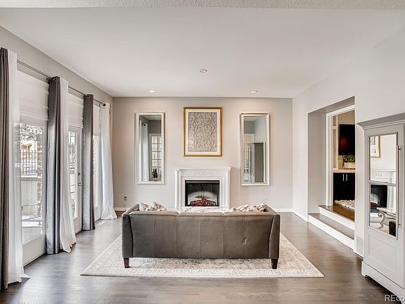 4th image of 492 N Columbine St #6