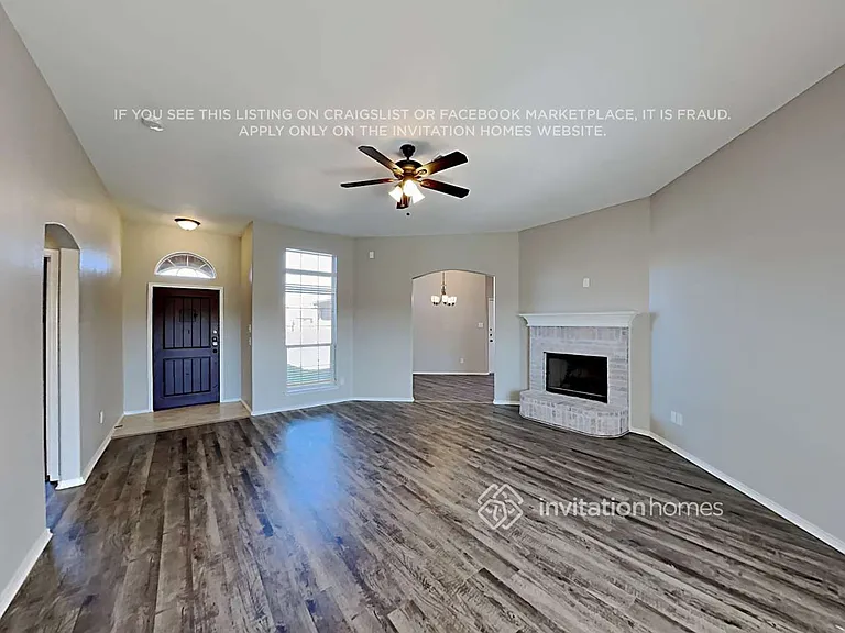 1426 Teal Way — Photo 4