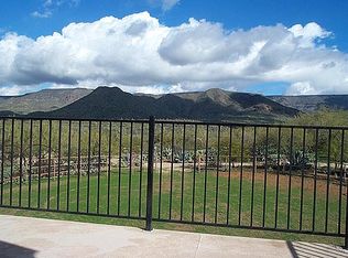 45618 N 24th St, New River, AZ 85087