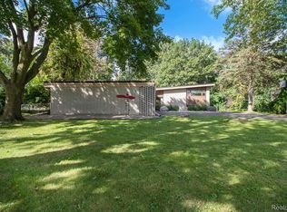 45236 Sunrise Ln, Van Buren Township, MI 48111