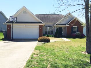12038 Evergreen Hollow Dr, Charlotte, NC 28269
