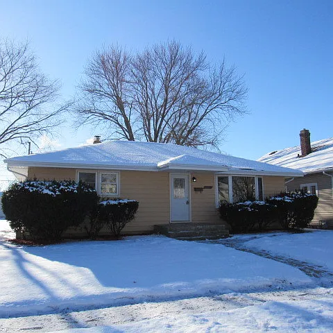 2912 Lawndale Ave photo 1