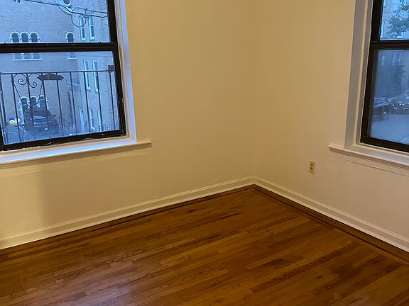 3rd image of 1075 Edison Ave #4BB