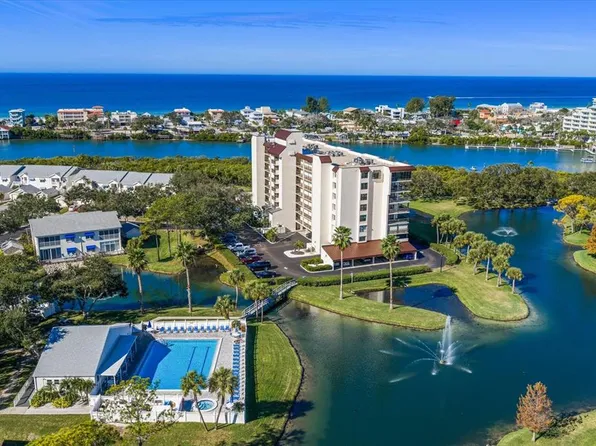 11590 Shipwatch Dr APT 447, Largo, FL 33774
