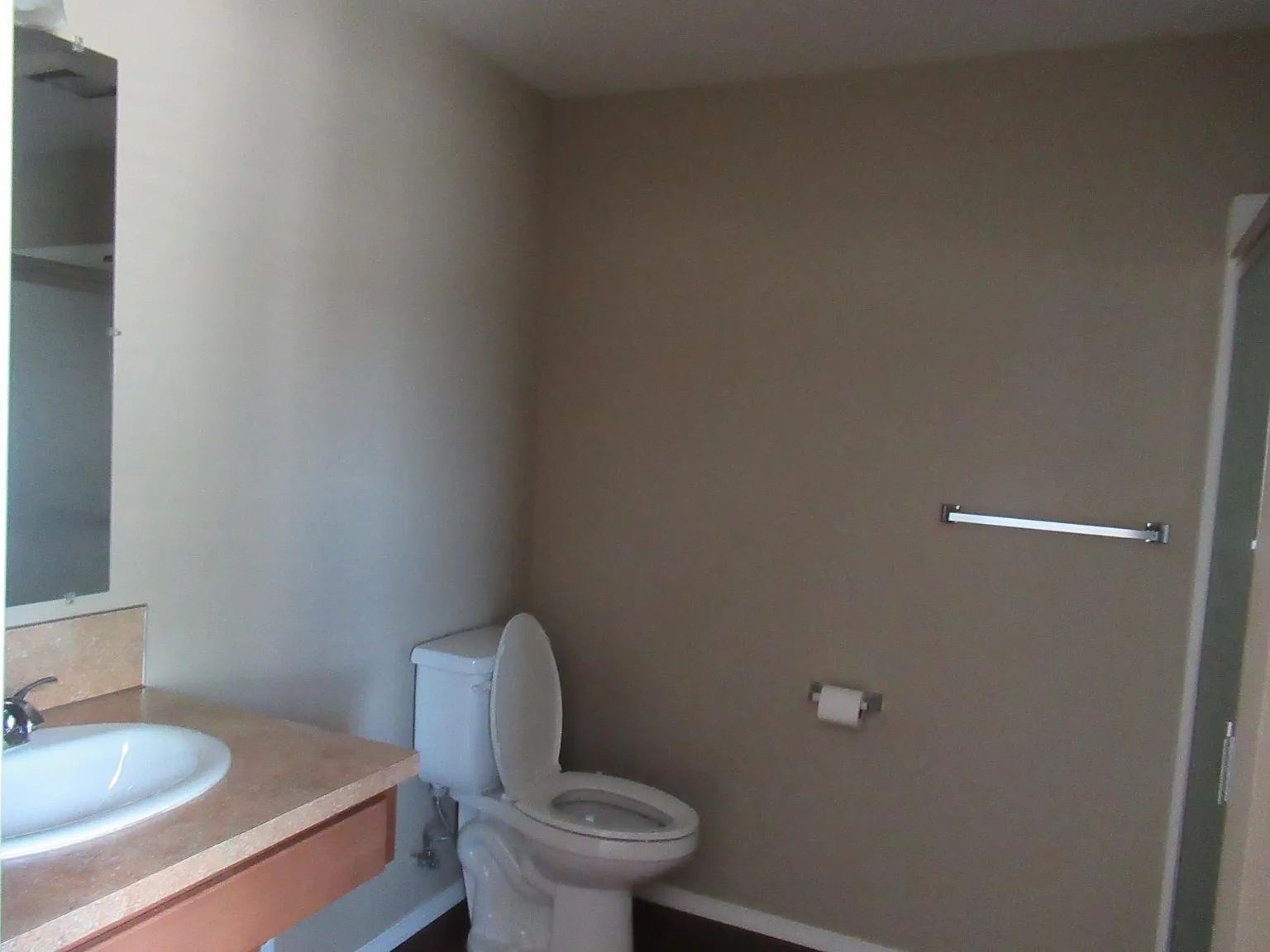 1 bed, 560 sqft, $1,550 — Photo 4