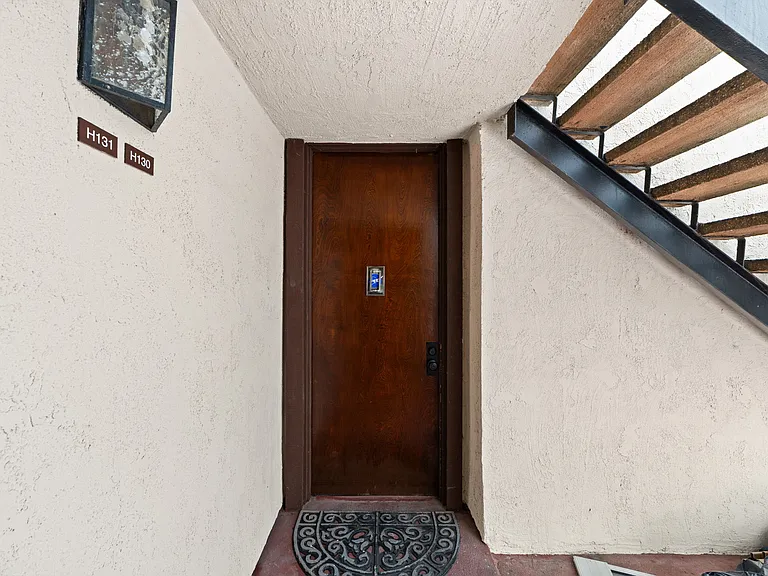 6050 Canterbury Dr #H130 — Photo 23