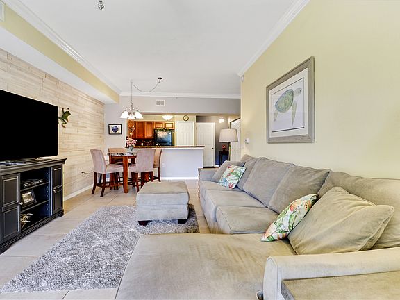 4th image of 10025 Villagio Gardens Ln Unit 103