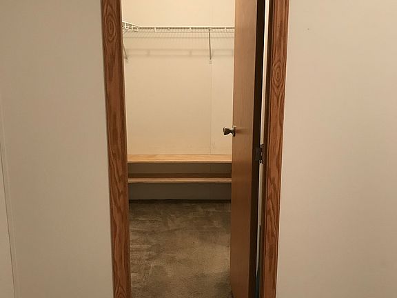 5th image of 4704 Parent St