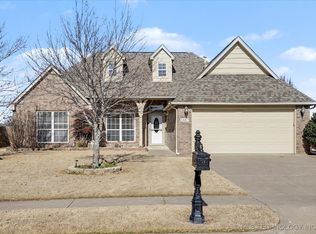 4447 Walnut St, Kiefer, OK 74041