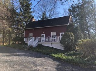 142 E Middle Patent Rd, Bedford, NY 10506
