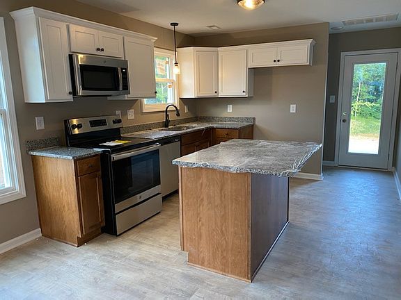 3rd image of 405 Hillside Dr Lot 66