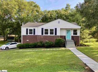 111 Karen Dr, Greenville, SC 29607