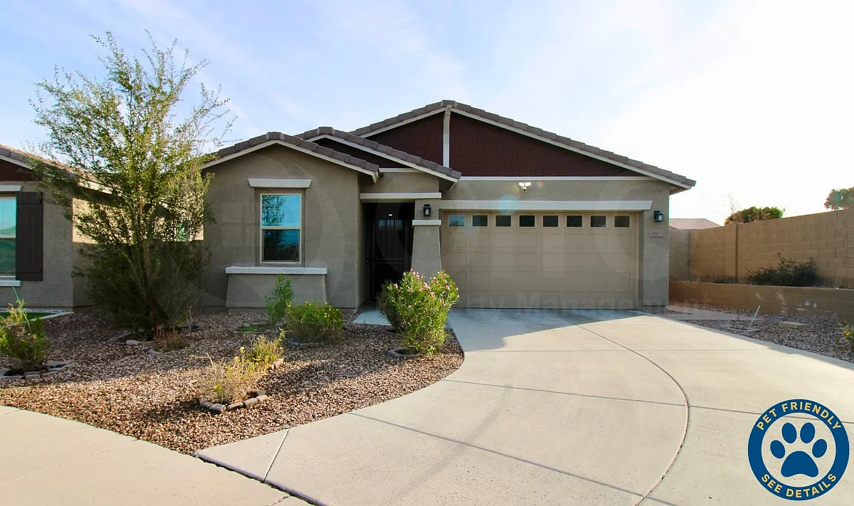4 bed, 3.0 bath, 1778 sqft, $2,399 — Photo 1