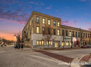 9 S 3rd St UNIT 204, Grand Haven, MI 49417