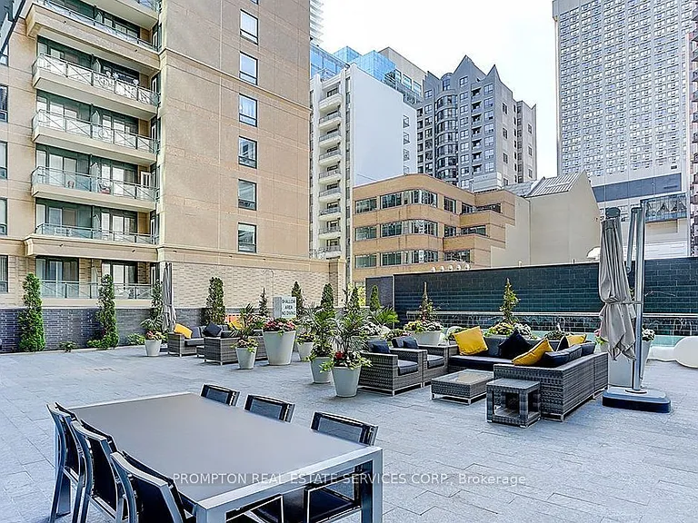42 Charles St E #607 — Photo 30
