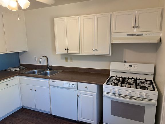 3rd image of 5060 64th St