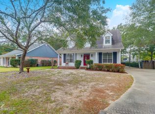 8428 Ieke Dr, Diamondhead, MS 39525