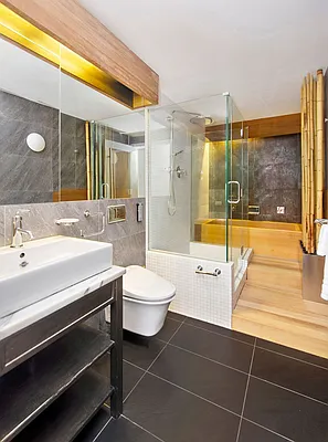 Sold by Stribling | media 22