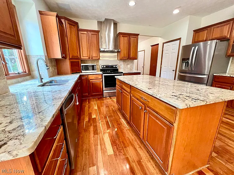 12341 Paddock Cir — Photo 11
