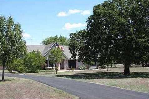 1st image of 6400 Acacia Dr