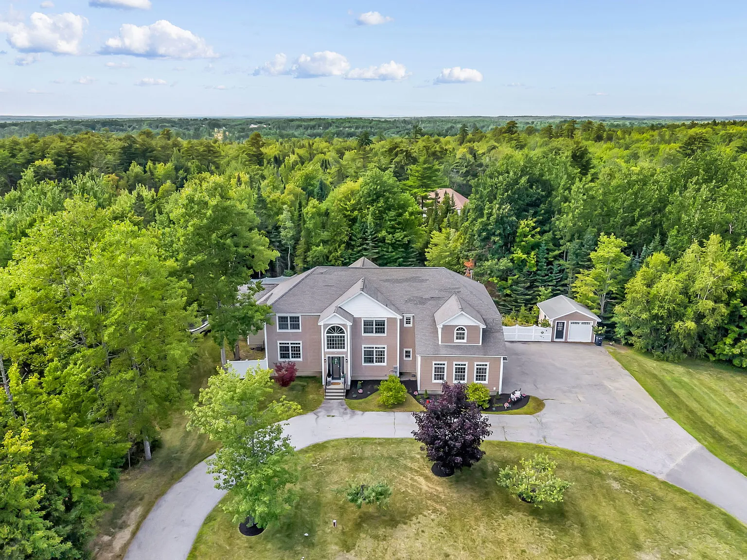 79 Skyline Road - 1 — Photo 1