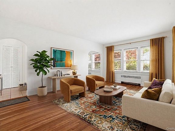 4th image of 42 Beverly Road