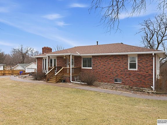 4th image of 1703 Pinecrest Rd