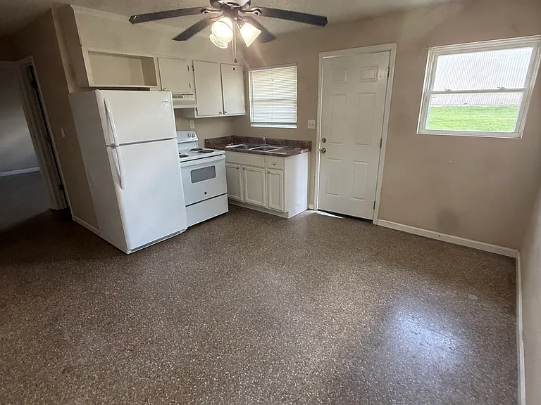1208 Cedar Ln SW #1208 — Photo 3