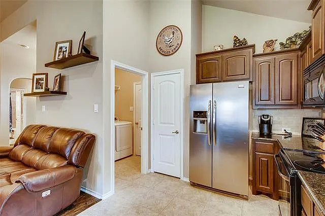 11400 Gold Canyon Dr — Photo 9