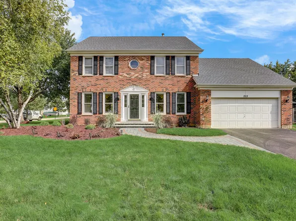 233 Cottonwood Trl, Cary, IL 60013