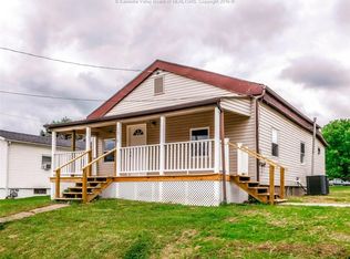 1518 Crescent St, Parkersburg, WV 26101