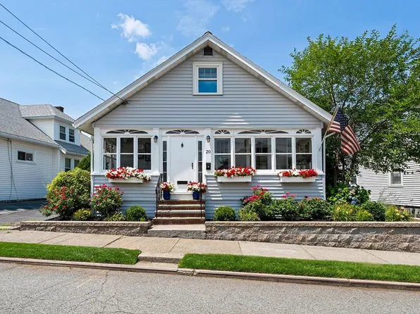 20 Carle Rd, Quincy, MA 02170
