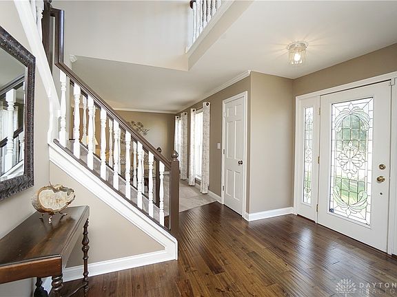 4th image of 6058 Huckleberry Ln