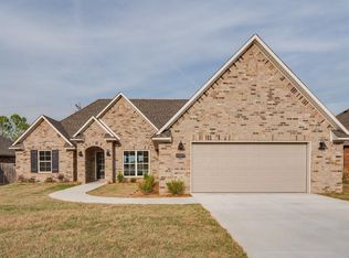 12217 Sycamore St, Fort Smith, AR 72916