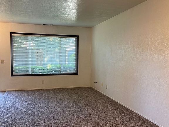 3rd image of 1106 Layton Rd APT I