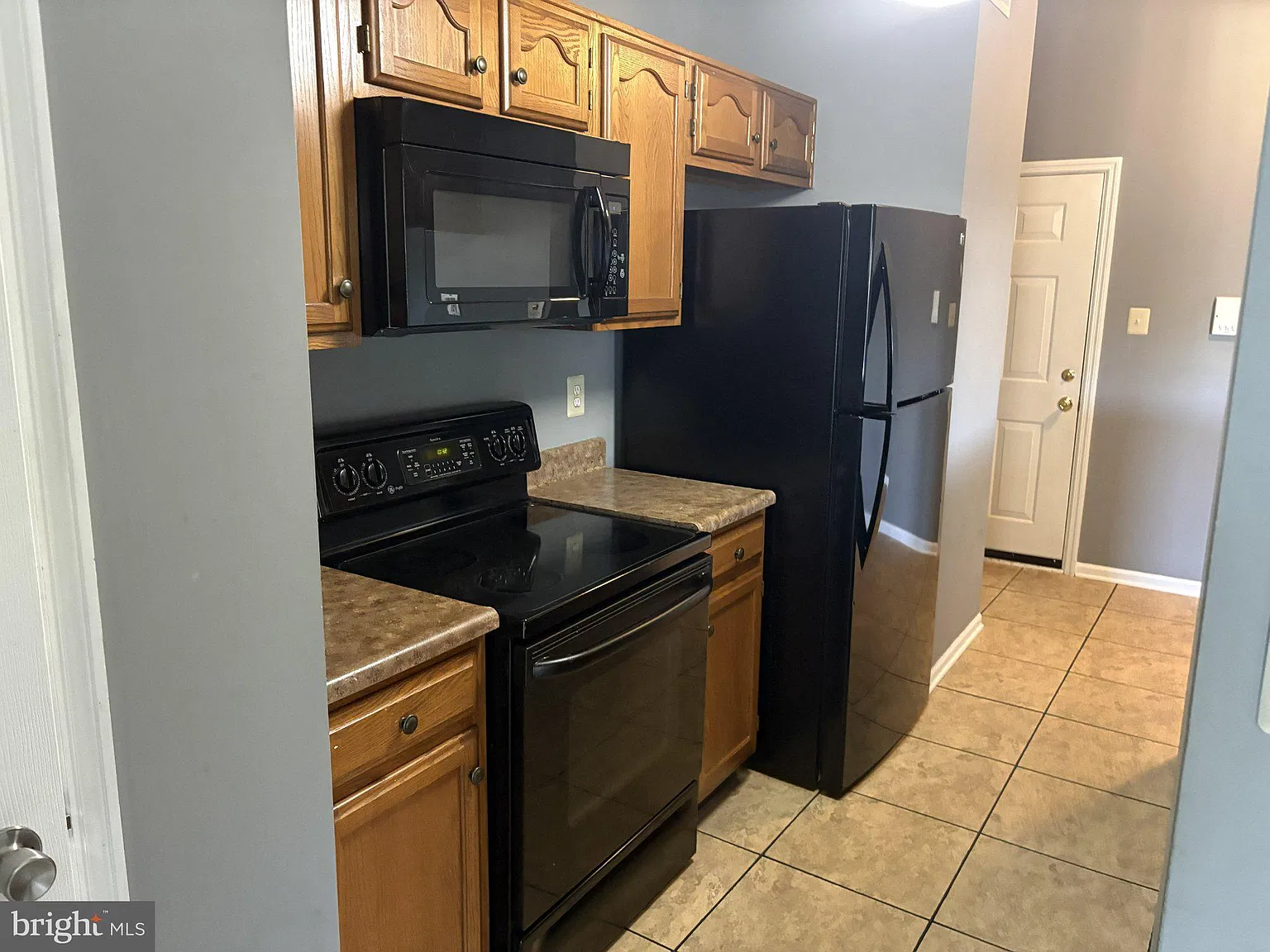 2 bed, 2.0 bath, 950 sqft, $1,700 — Photo 4