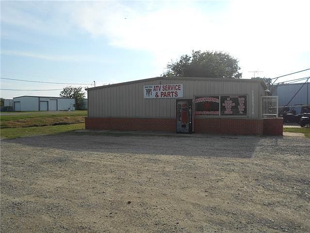 1st image of 1200 S 7th St
